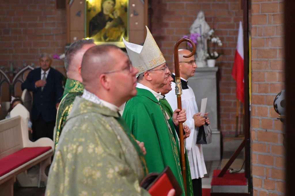 Jubileusze parafii pw. Matki Bożej Częstochowskiej w Słońsku