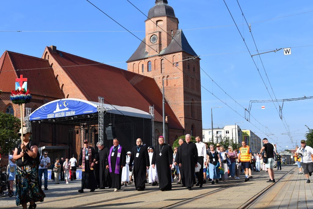 Pielgrzymi z Gorzowa już w drodze na Jasną Górę