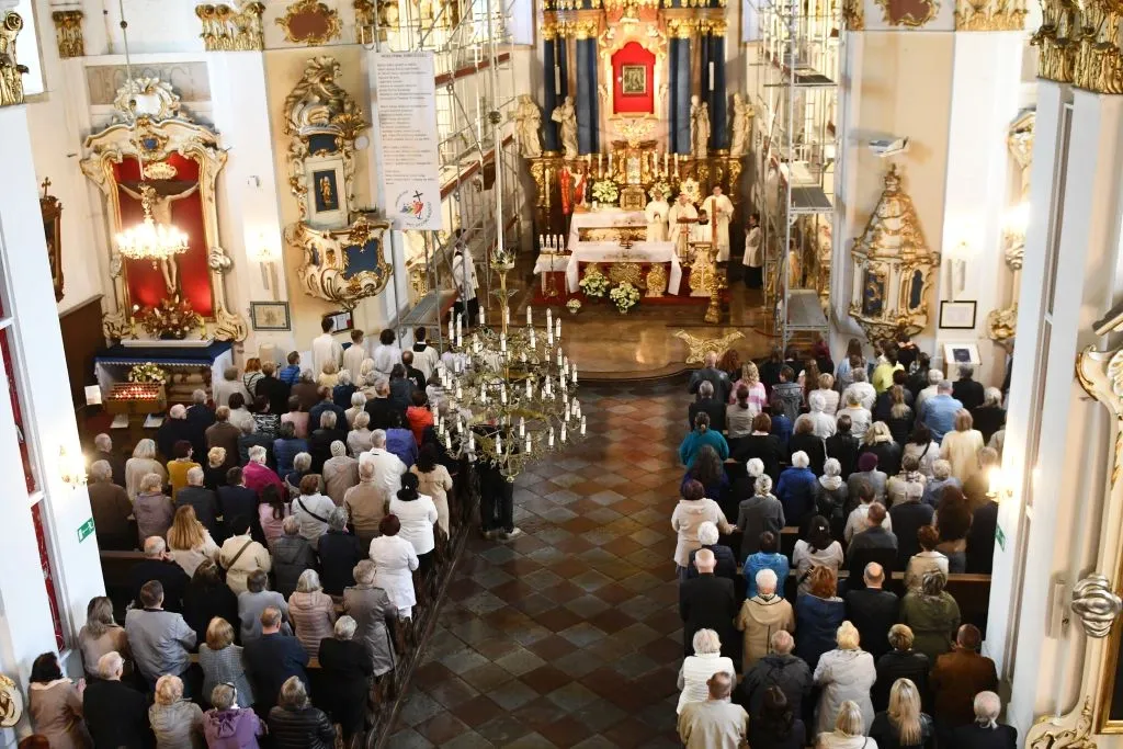 Diecezjalna pielgrzymka Przyjaciół Paradyża do Rokitna