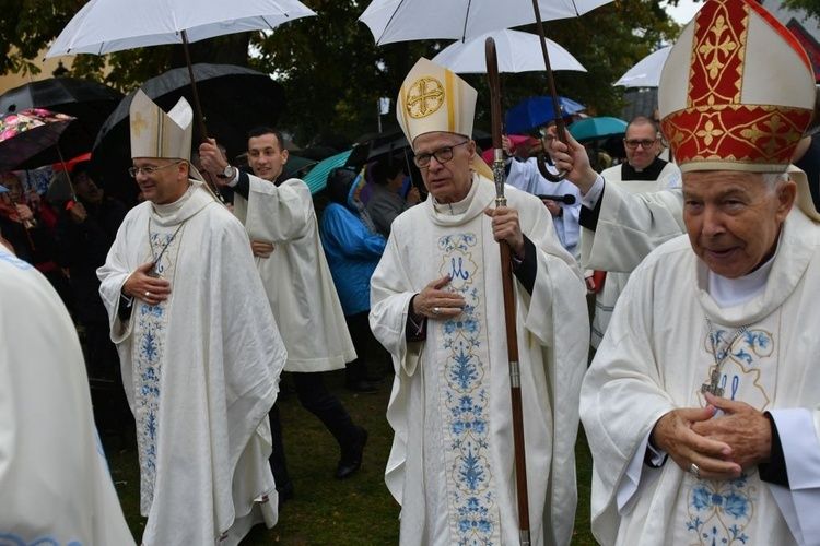 Bp Lityński o śp. abp. Michaliku: Był biskupem przełomu