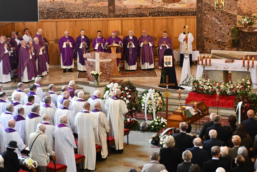Ostatnie pożegnanie śp. ks. Jerzego Nowawczyka