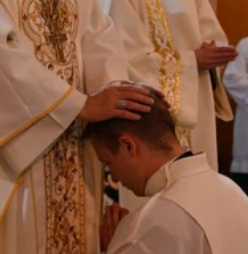 Święcenia diakonatu
