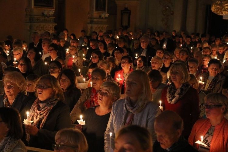 Zaproszenie do Paradyża na Akatyst ku czci Matki Bożej